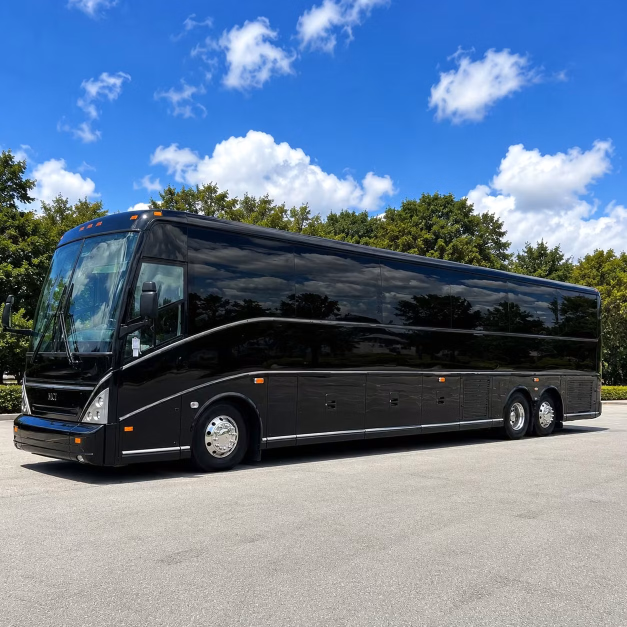 rather than fight concert traffic rent a bus to xfinity center from waltham